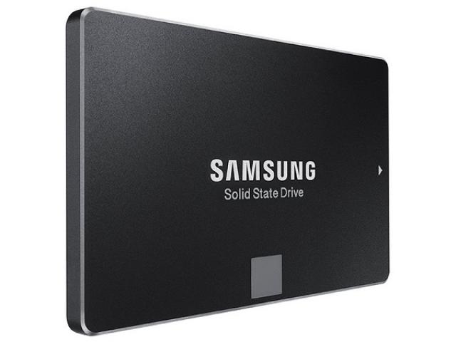 Računarske komponente - Samsung SSD 500GB 860 EVO Series SATA 6Gb/s Up to 550MB/s Read i Up to 520MB/s Write 2,5